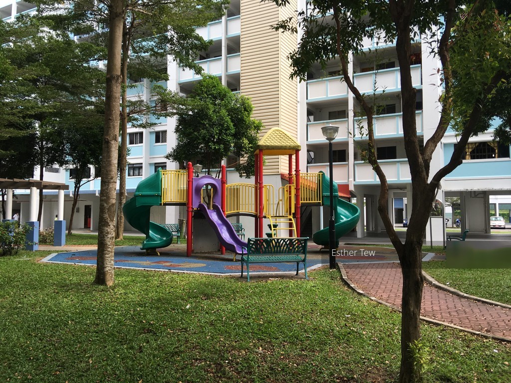 Bukit Batok Street 32 thumbnail photo